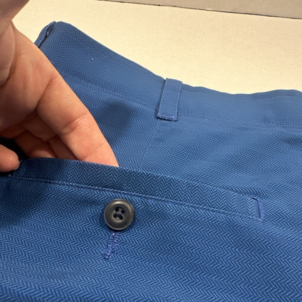 Ben Hogan Mens Performance Golf Shorts Size 36 Blue Flat Front Stretch Waistband - Picture 8 of 9